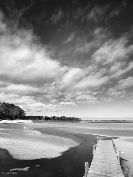 Harbor Ice, Monochrome